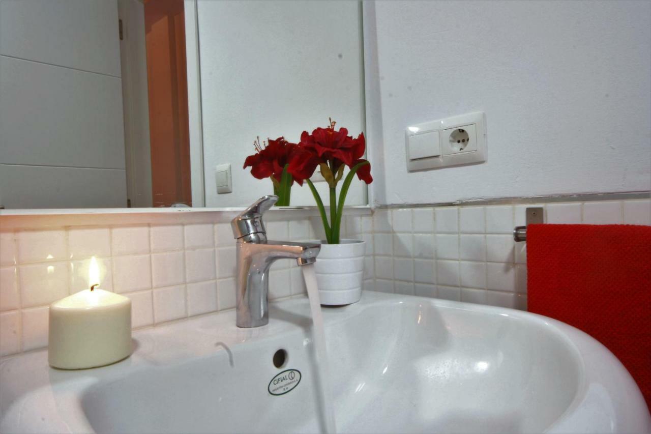 Apartmán Apartamento Vacacional Carmona Exteriér fotografie