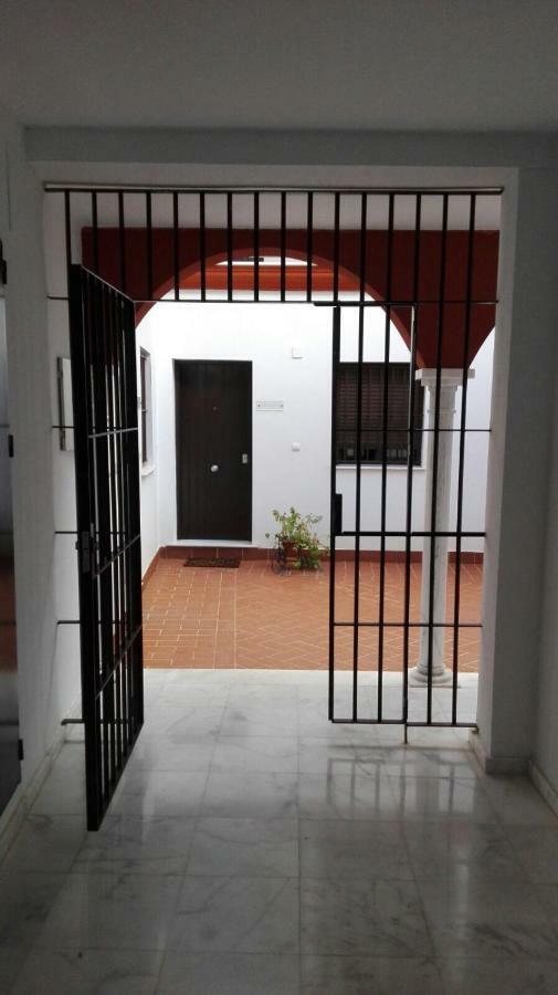 Apartmán Apartamento Vacacional Carmona Exteriér fotografie